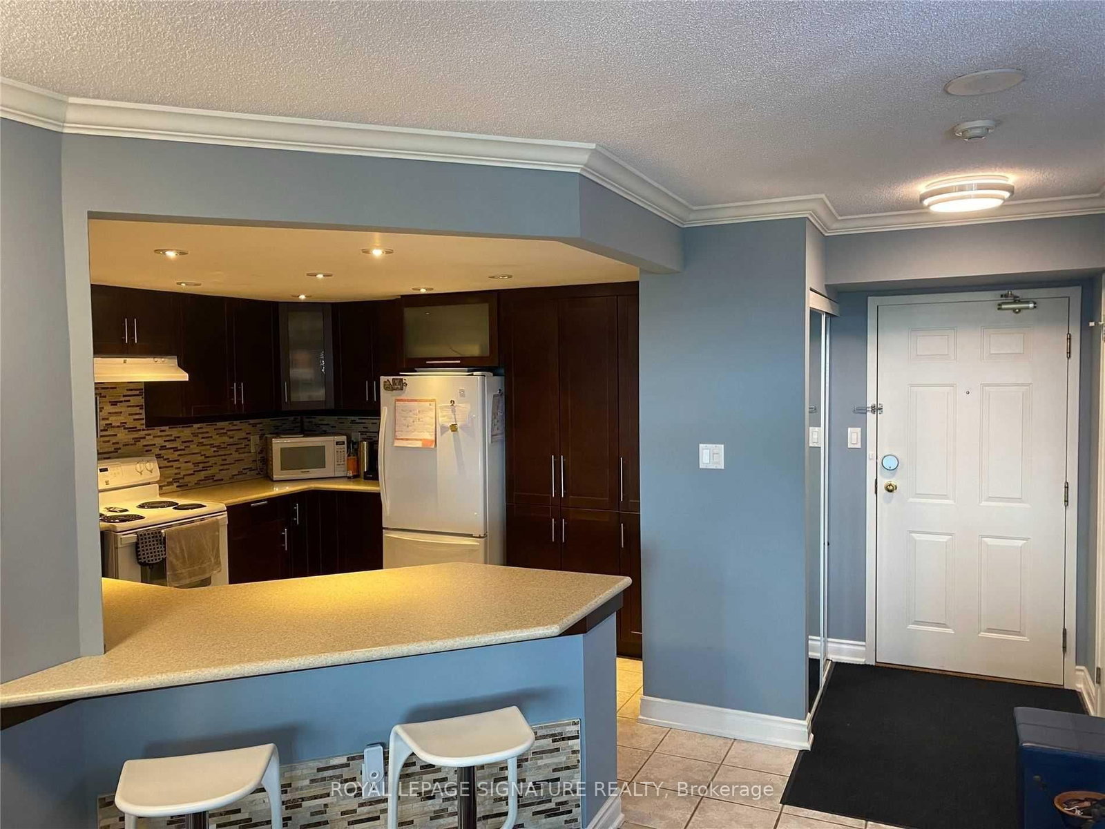 20 Mcfarlane Drive, Unit 908 - Photo 3