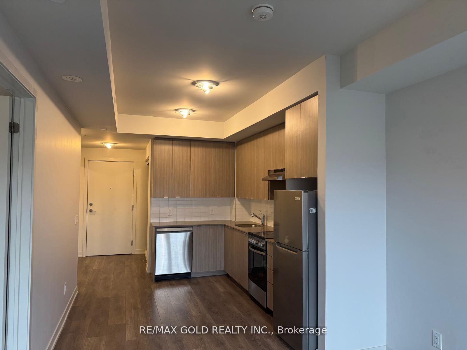 58 Sky Harbour Drive, Unit 206 - Photo 6