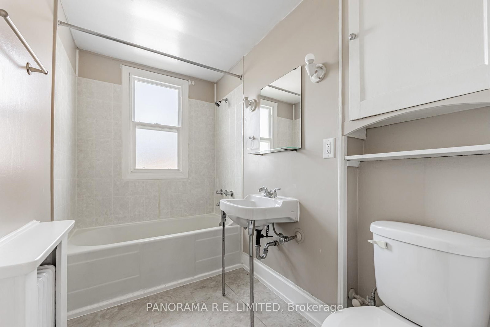 8 Thirty Third Street, Unit 4 - Photo 10