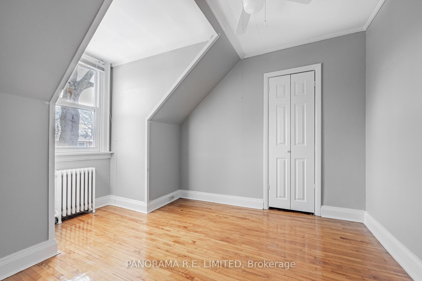 8 Thirty Third Street, Unit 4 - Photo 9