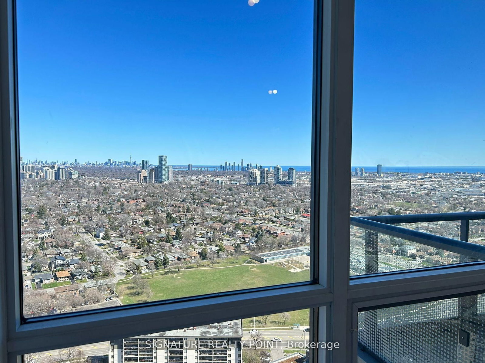 30 Gibbs Road E, Unit 3306 - Photo 31