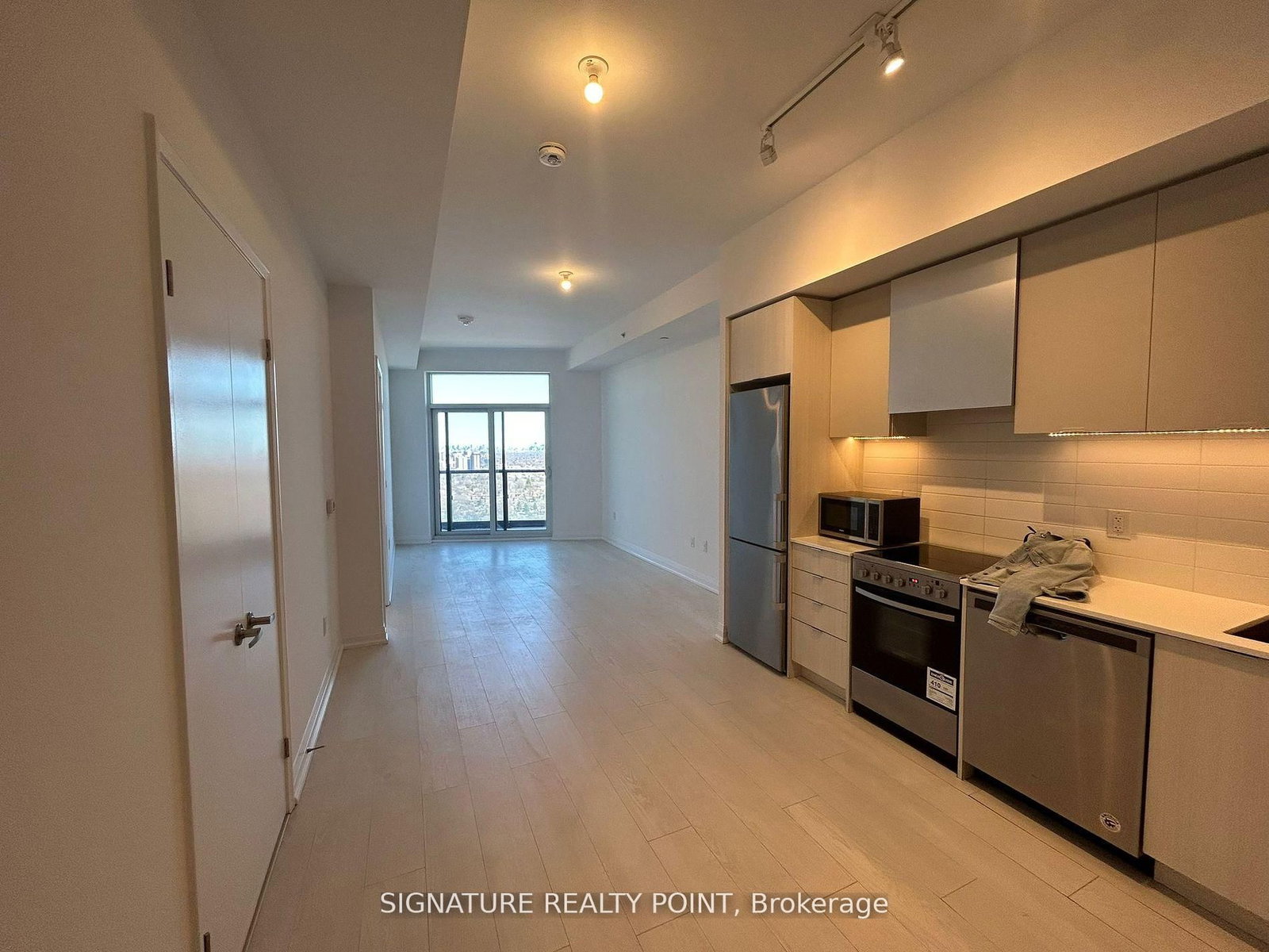 30 Gibbs Road E, Unit 3306 - Photo 5