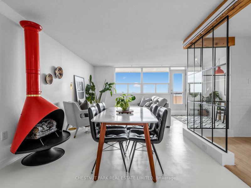 1210 - 541 Blackthorn Ave, Toronto, M6M 5A6 | Image 3