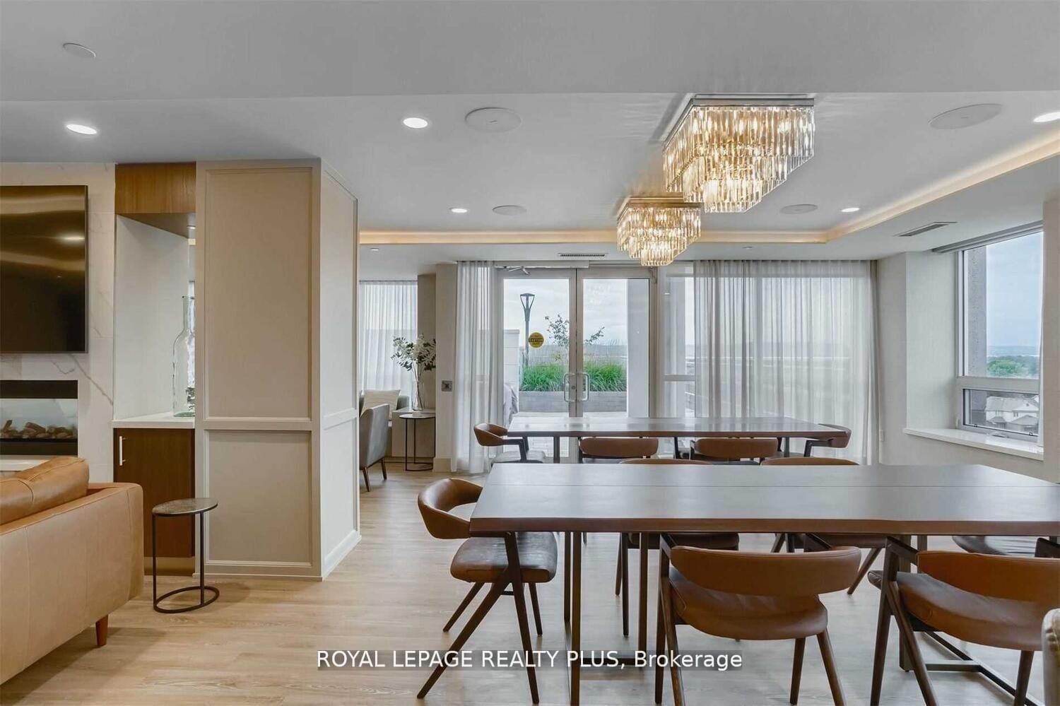 Condo for sale at 208-1050 Main Street, Milton, Ontario, L9T 6H7 - Dempsey - MLS: W13025262