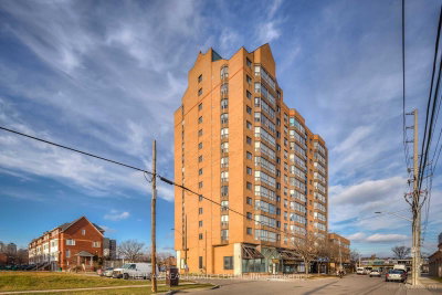 2-bed Condominium Apartment · 25 Agnes St