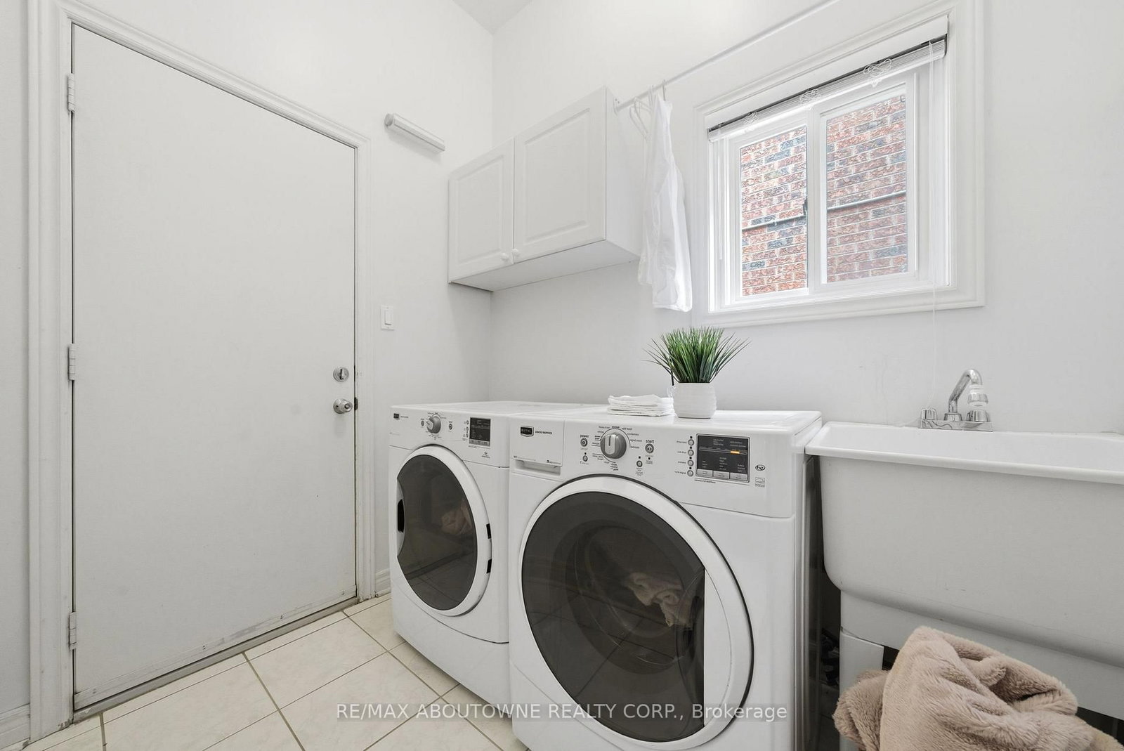 6386 Ormindale Way - Photo 18