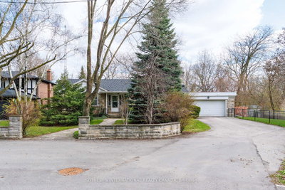 55 Van Dusen Blvd, Toronto