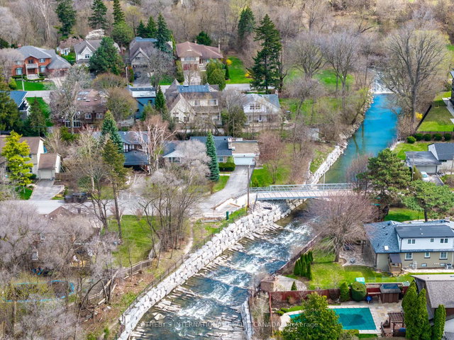 55 Van Dusen Boulevard