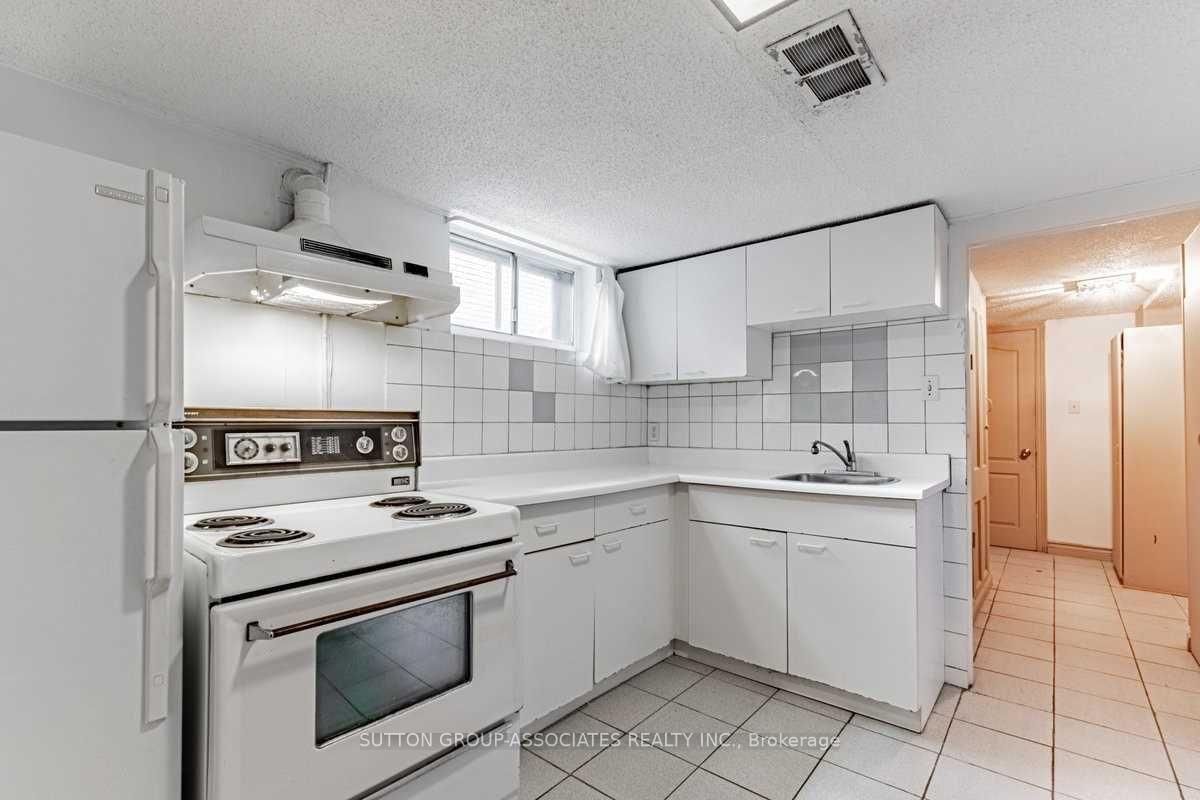 57 Aziel Street, Unit Lower - Photo 2