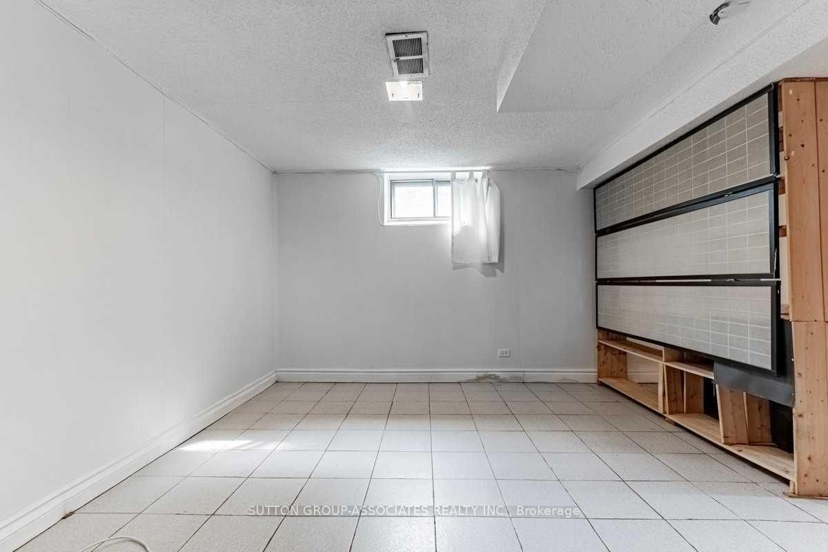 57 Aziel Street, Unit Lower - Photo 4