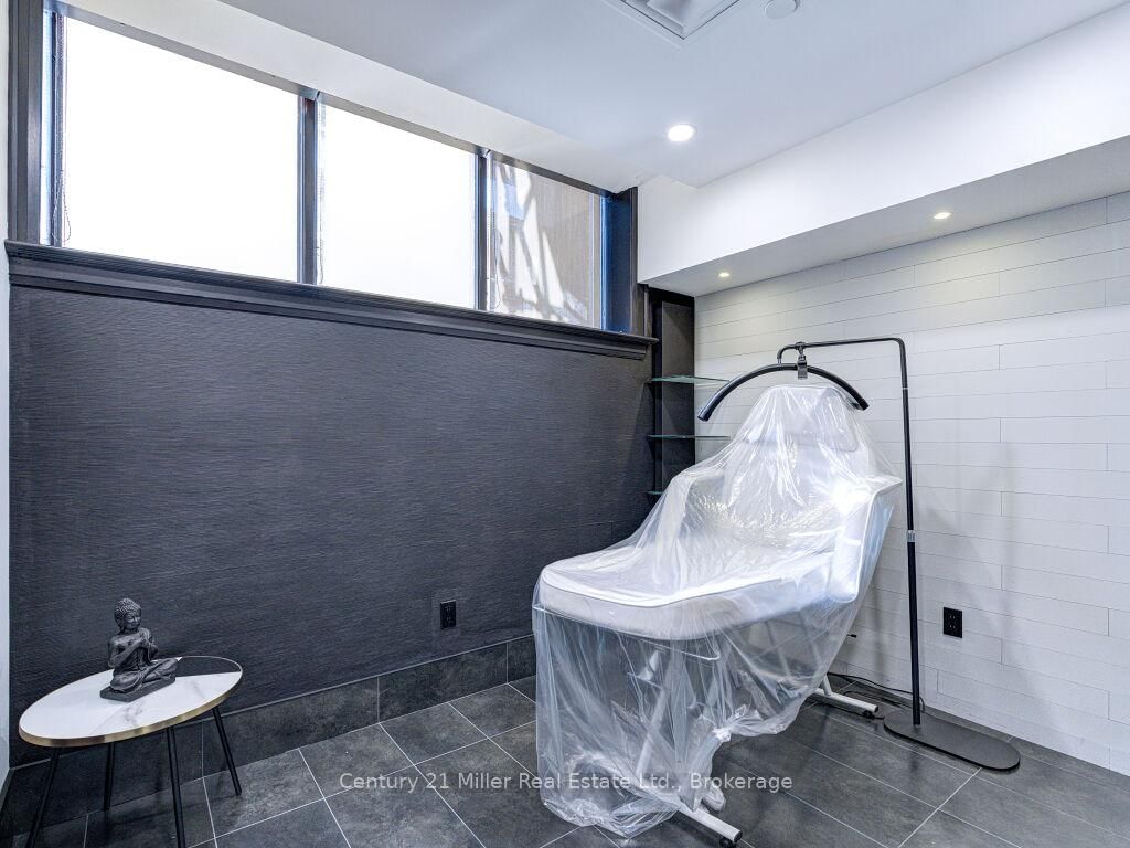 88 Dunn Street, Unit 101 - Photo 14