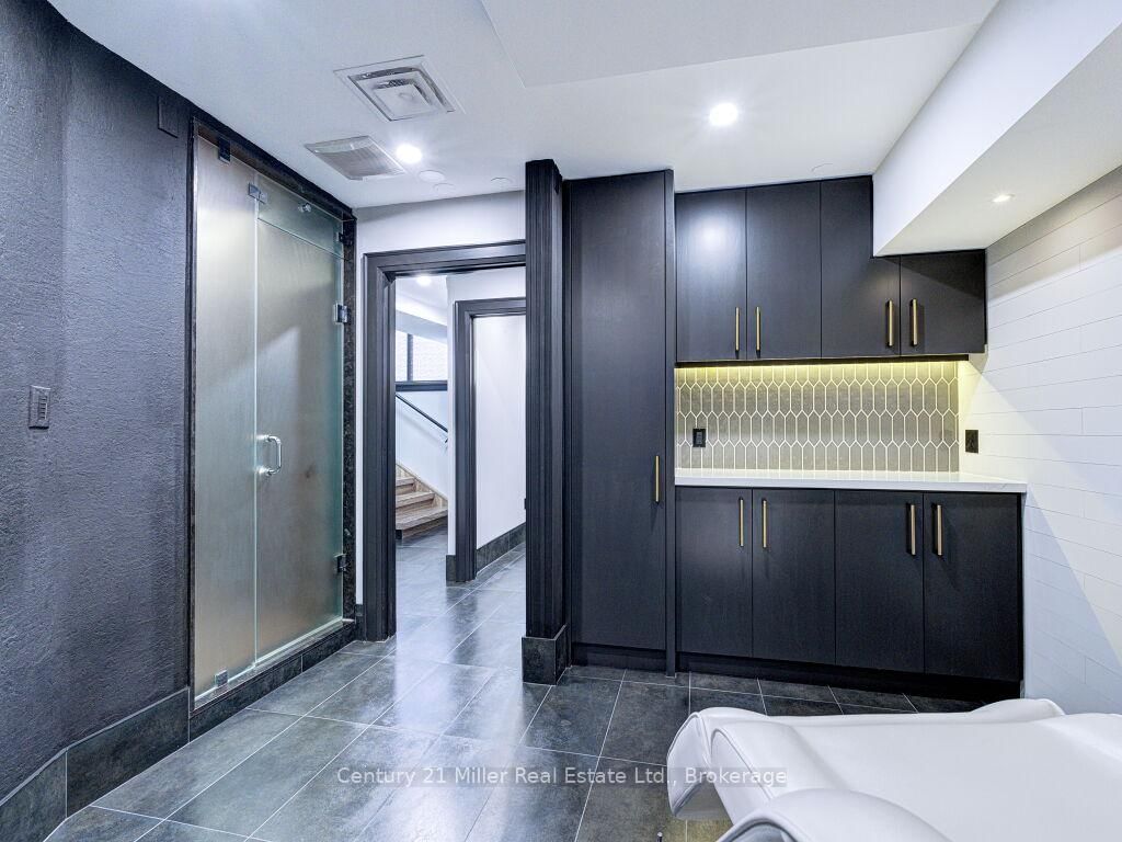 88 Dunn Street, Unit 101 - Photo 17