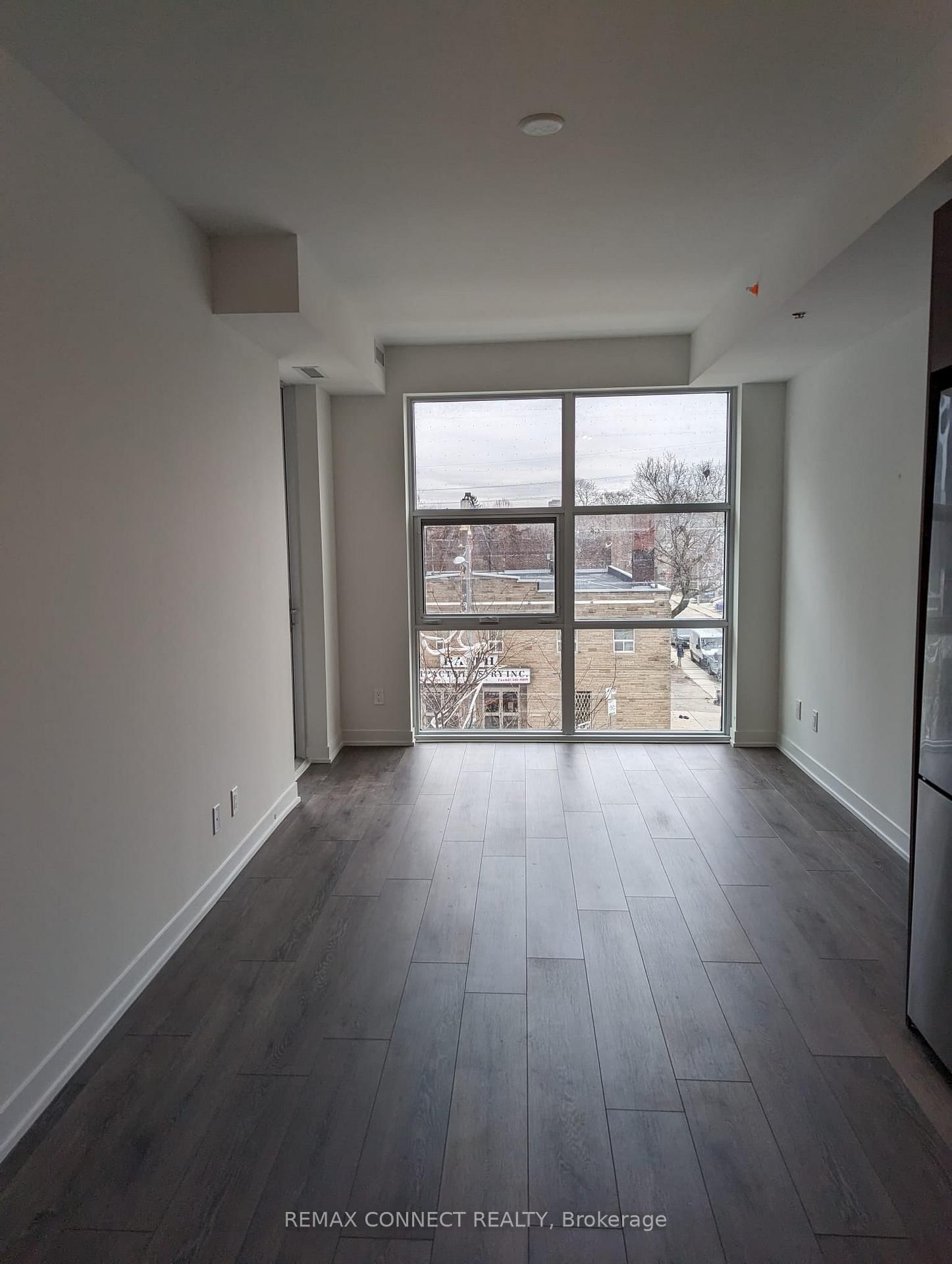 1787 St Clair Avenue W, Unit 321 - Photo 11