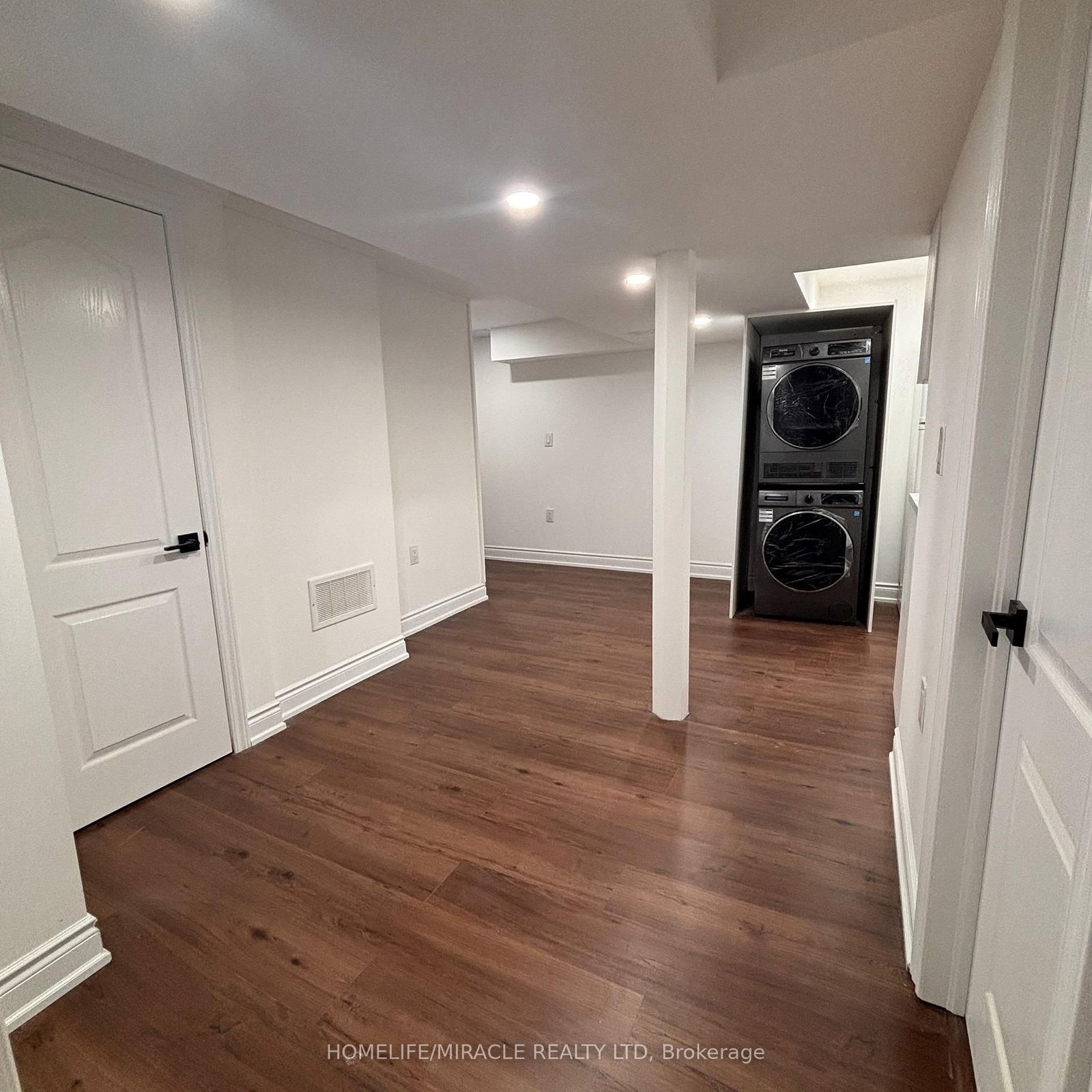 12 Holmstead Court, Unit Bsmt - Photo 13