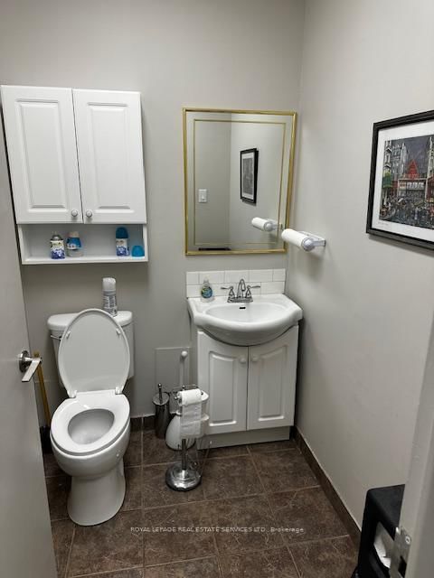 235 Lakeshore Road E, Unit 200 - Photo 11