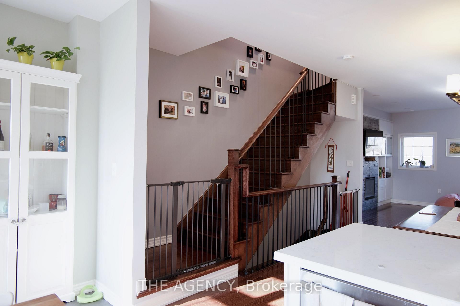 1127 Haig Boulevard, Unit 6