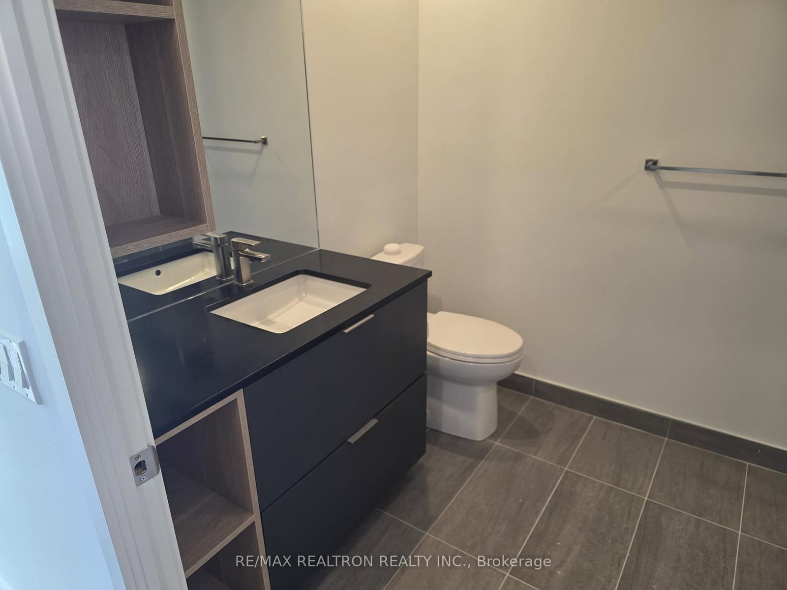 1 Fairview Road E, Unit 1509 - Photo 14