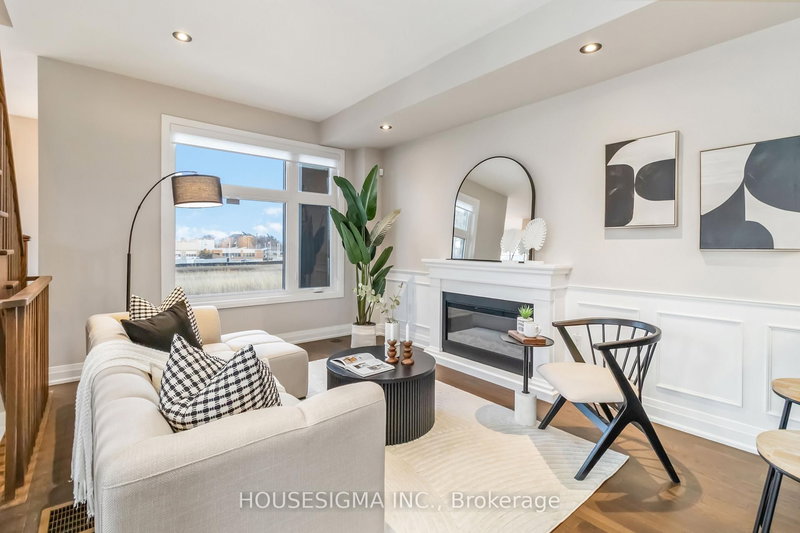 1264 Merton Rd, Oakville, L6M 5M1 | Image 3