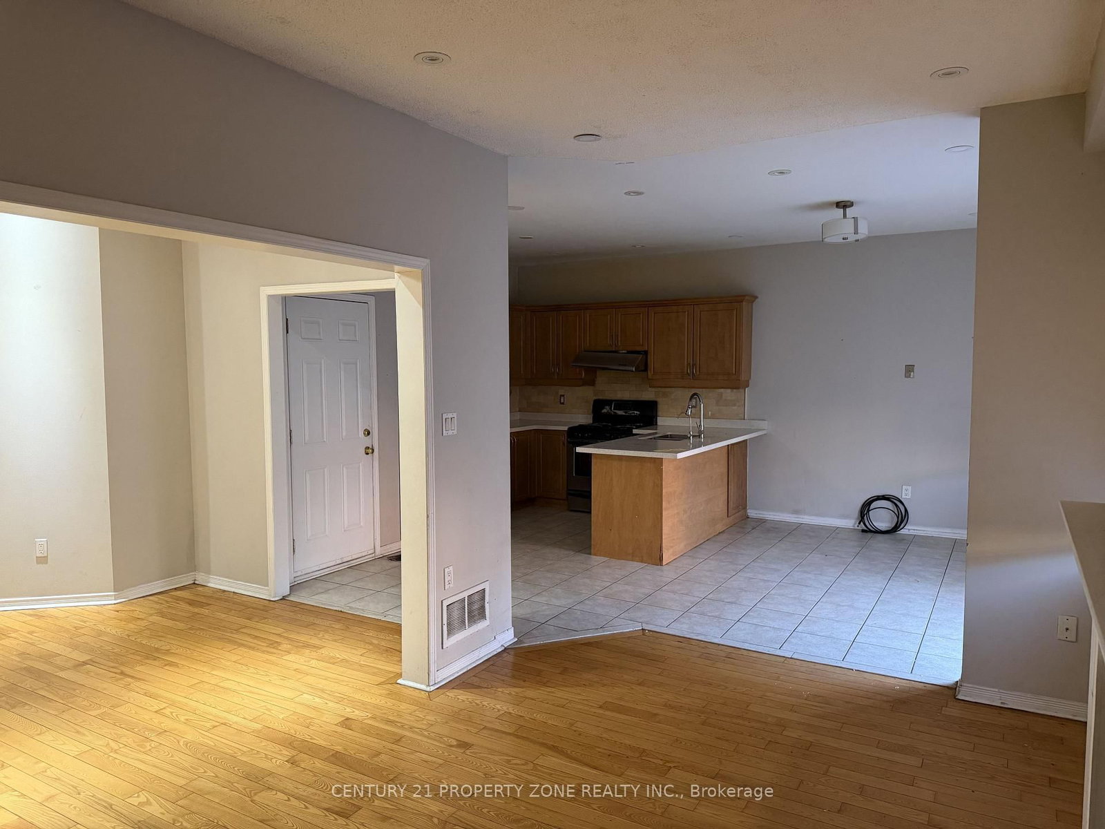 77 Maddybeth Crescent - Photo 4