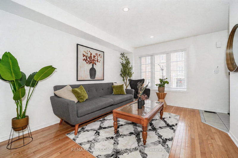 10 Ted Wray Circ, Toronto, M3L 0G7 | Image 3