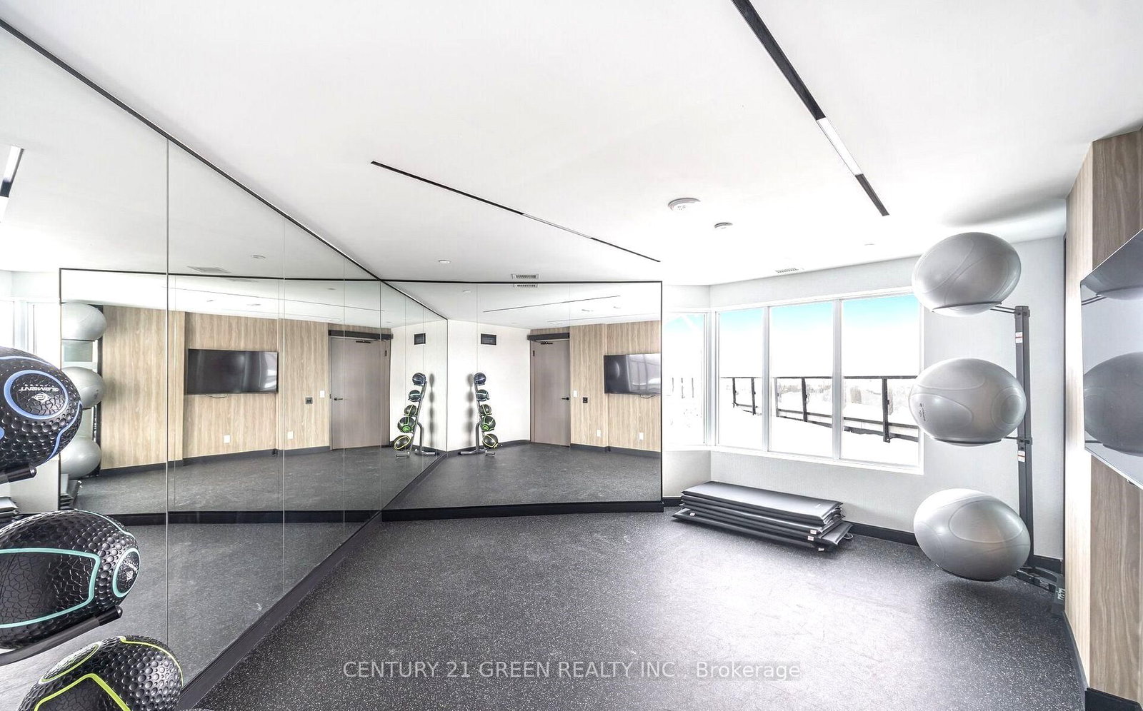 8020 Derry Road, Unit 209 - Photo 4