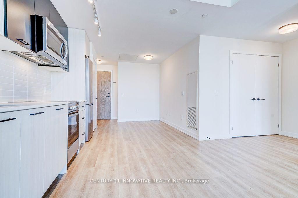 2300 St Clair Avenue W, Unit 433 - Photo 12