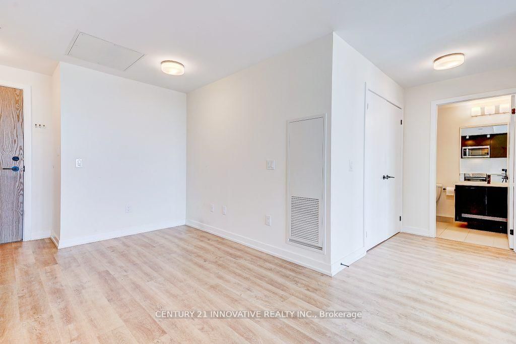 2300 St Clair Avenue W, Unit 433 - Photo 13