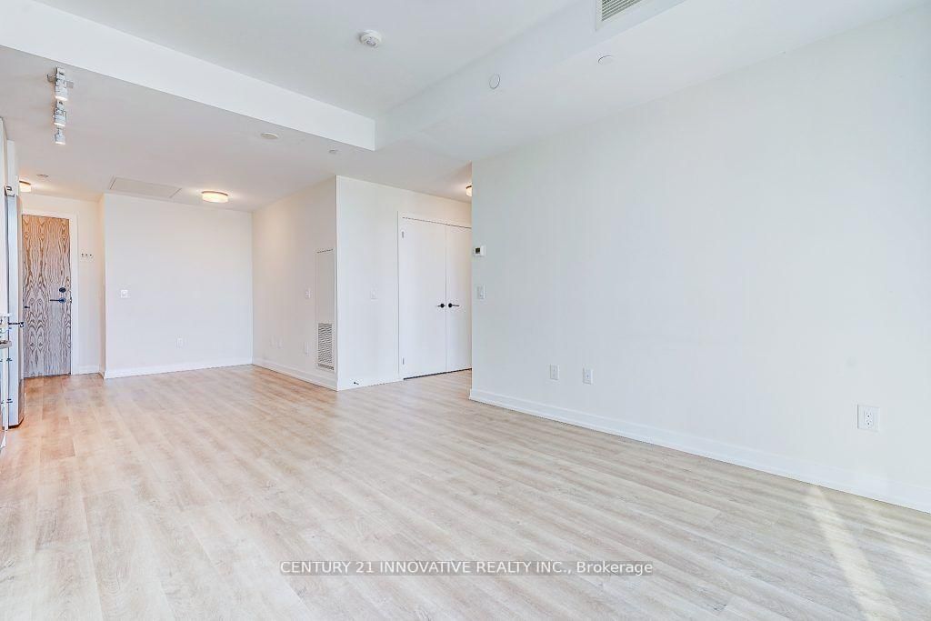 2300 St Clair Avenue W, Unit 433 - Photo 18