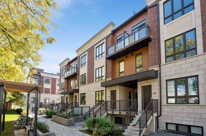 4025 Hickory Dr #4, Mississauga, Ontario