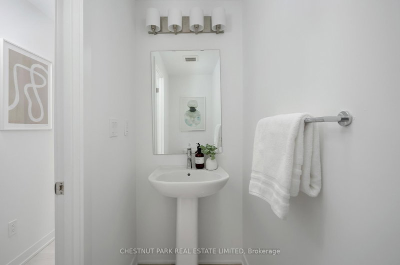 4 - 4025 Hickory Dr, Mississauga, L4W 1L1 | Image 3