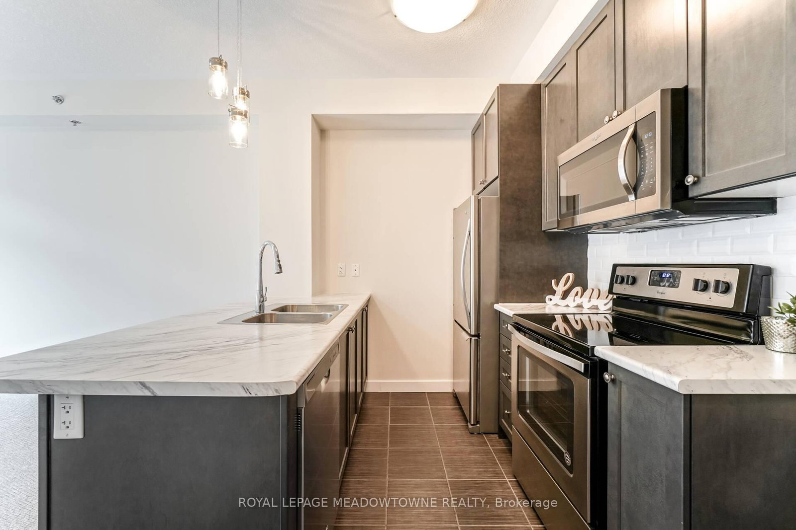 2486 Old Bronte Road, Unit 402 - Photo 12