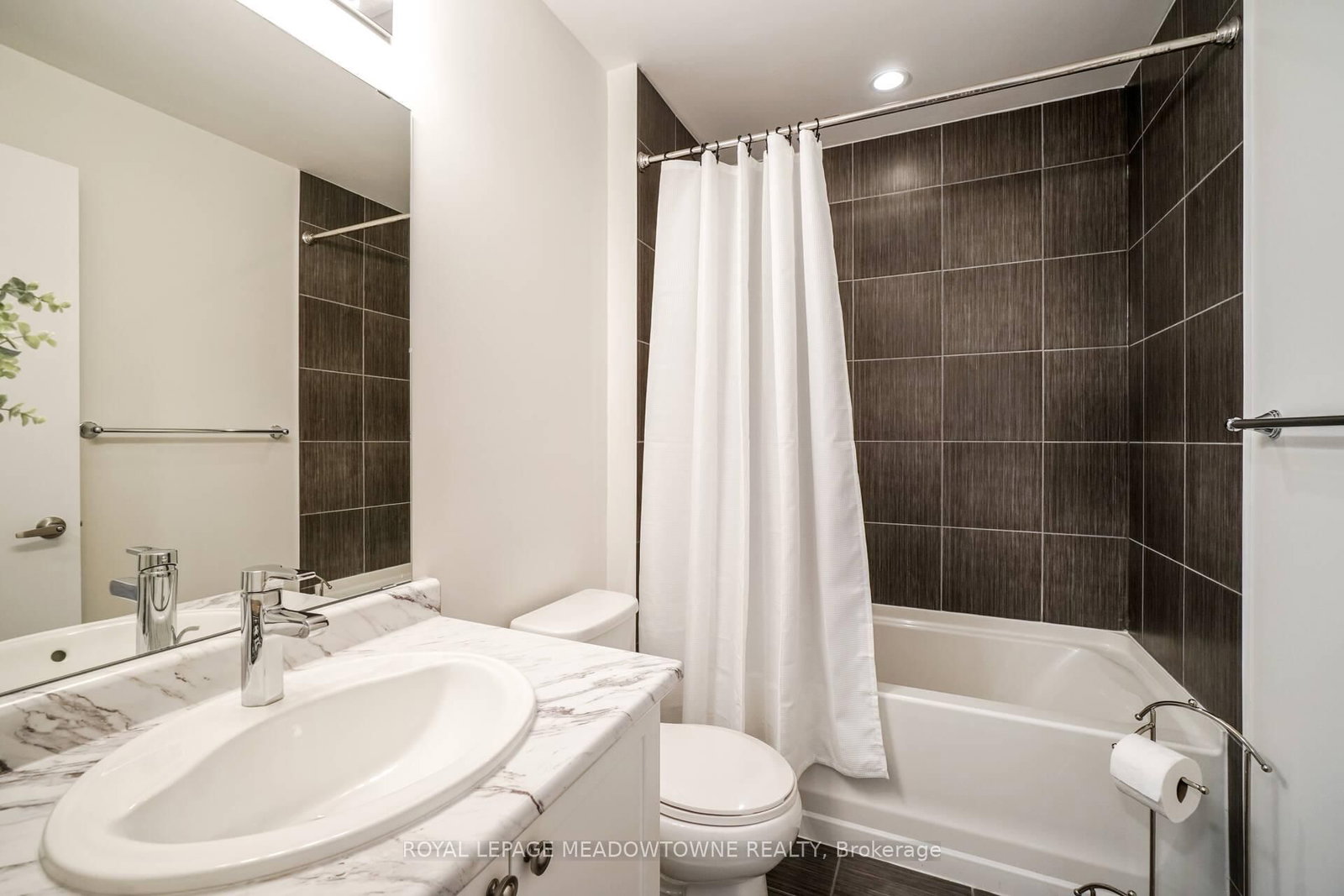 2486 Old Bronte Road, Unit 402 - Photo 20
