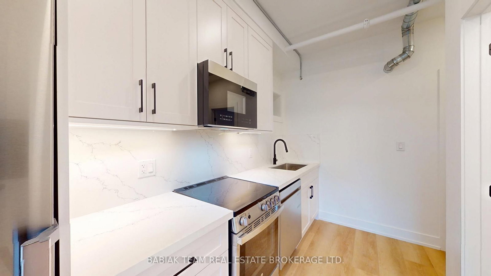 656 Annette Street, Unit 102 - Photo 10