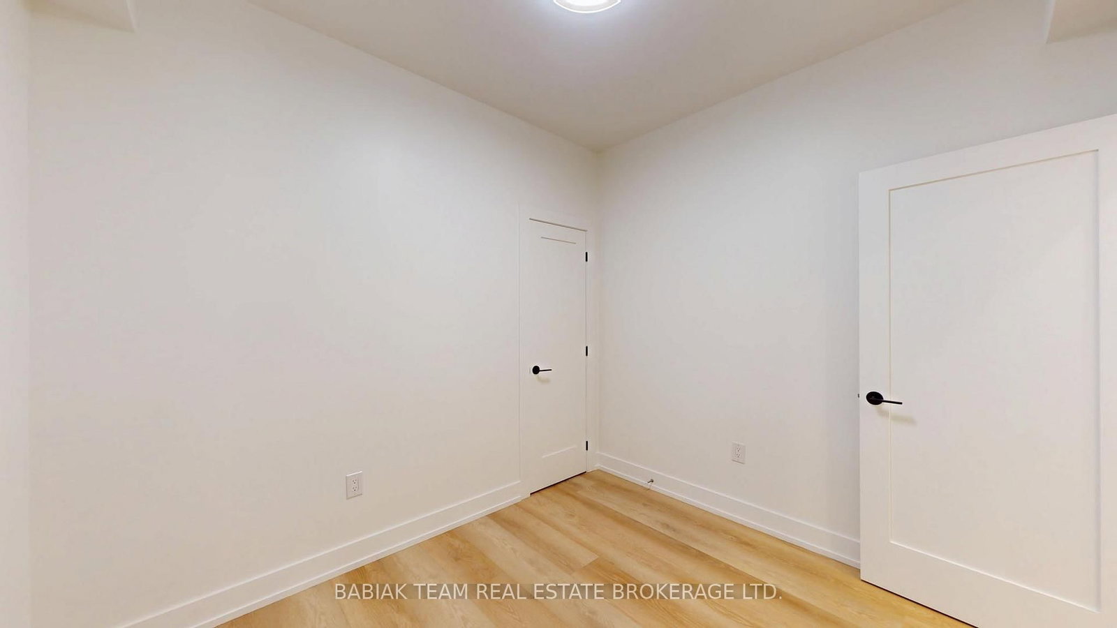 656 Annette Street, Unit 102 - Photo 15