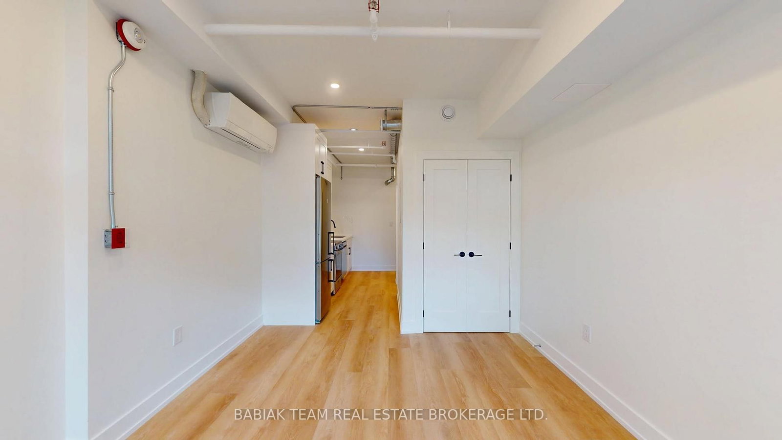 656 Annette Street, Unit 102 - Photo 7