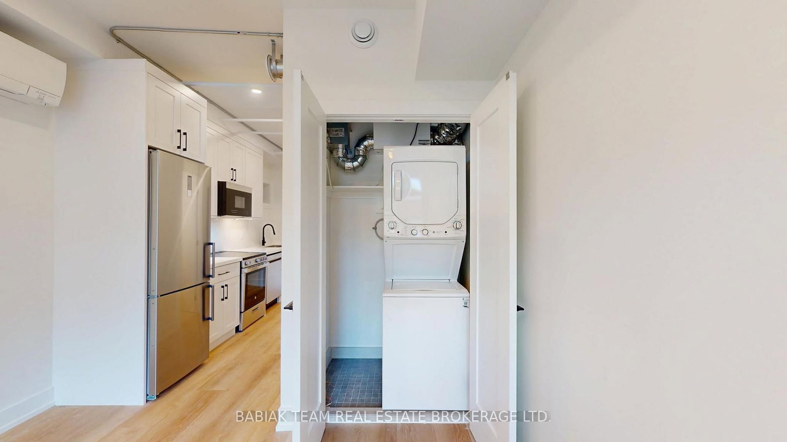 656 Annette Street, Unit 102 - Photo 8