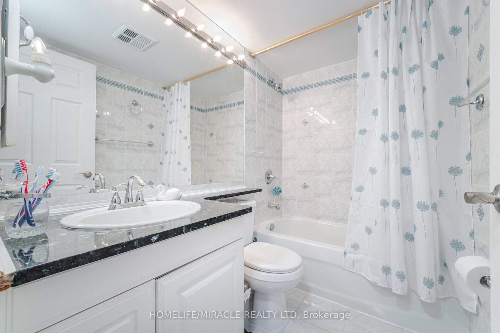 26 Hanover Road, Unit 401 - Photo 30