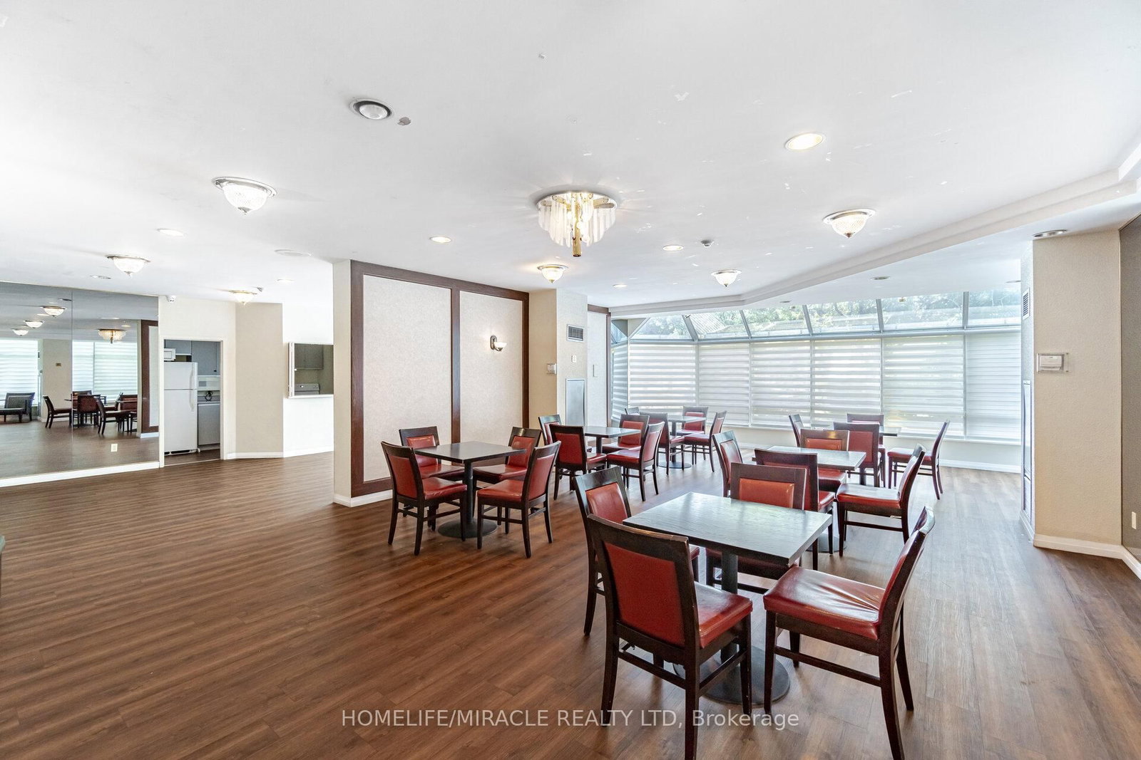 26 Hanover Road, Unit 401 - Photo 35