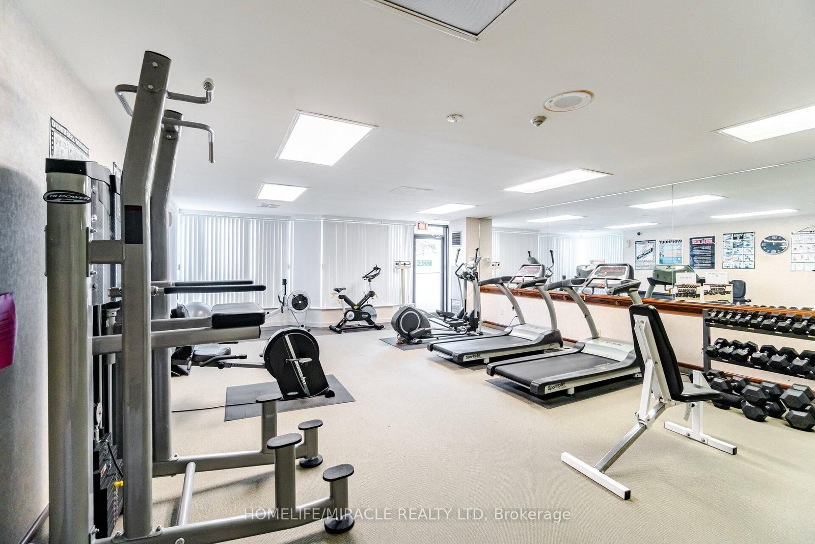 26 Hanover Road, Unit 401 - Photo 38