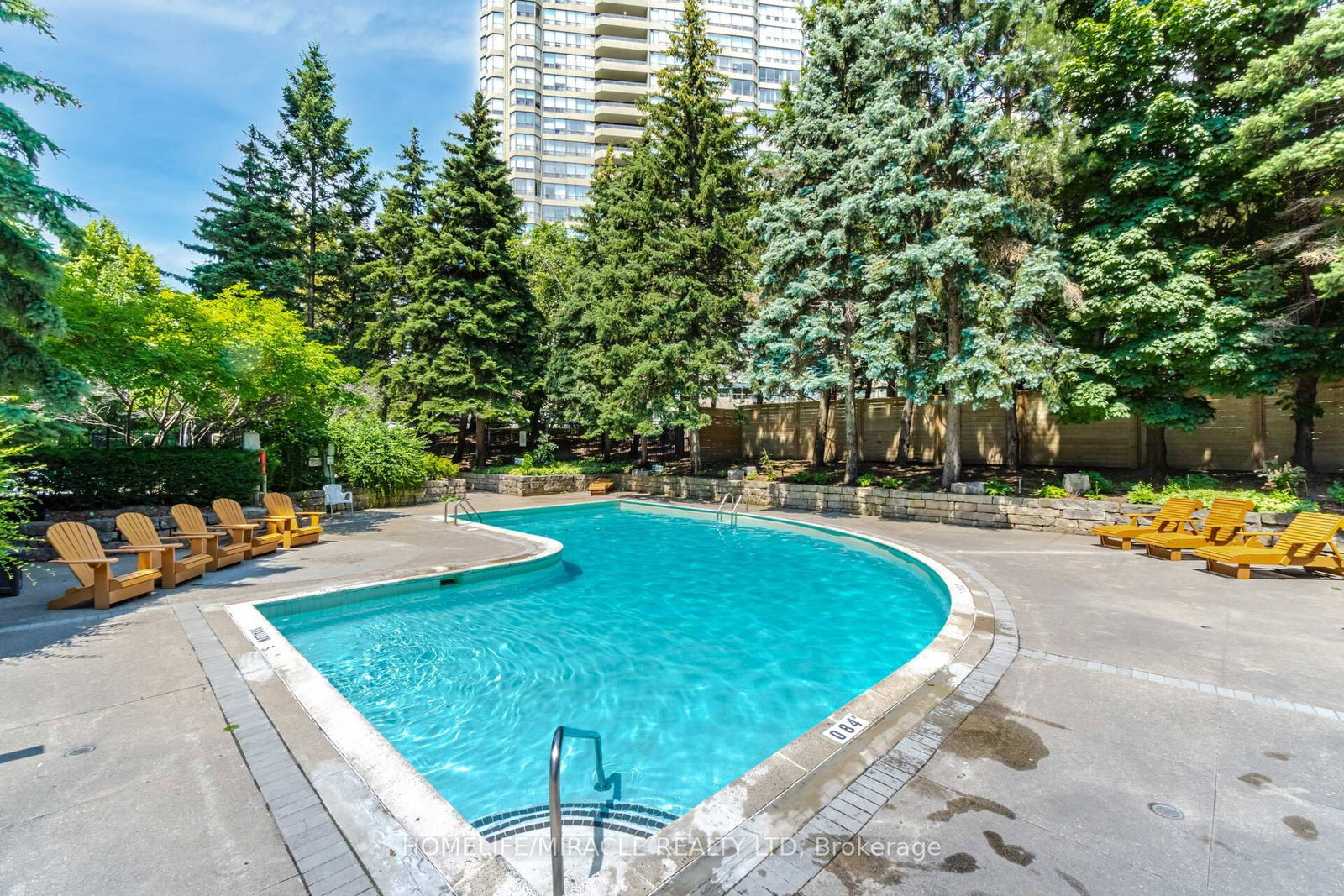 26 Hanover Road, Unit 401 - Photo 43