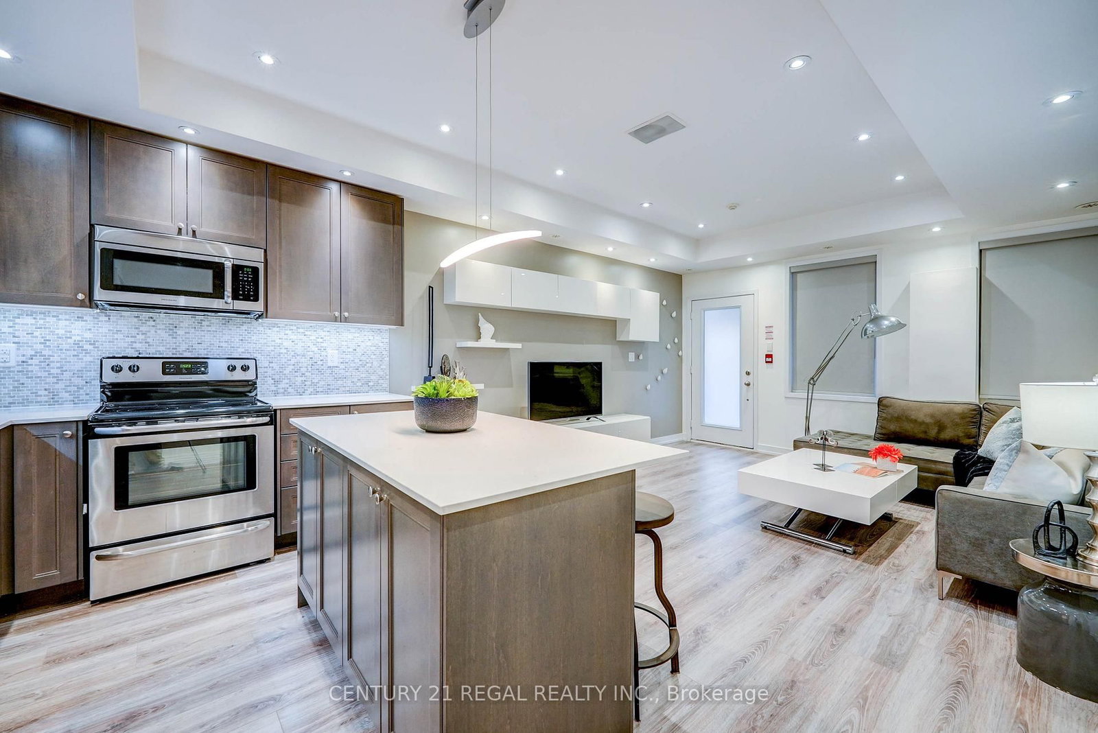 867 Wilson Avenue, Unit 5B - Photo 10