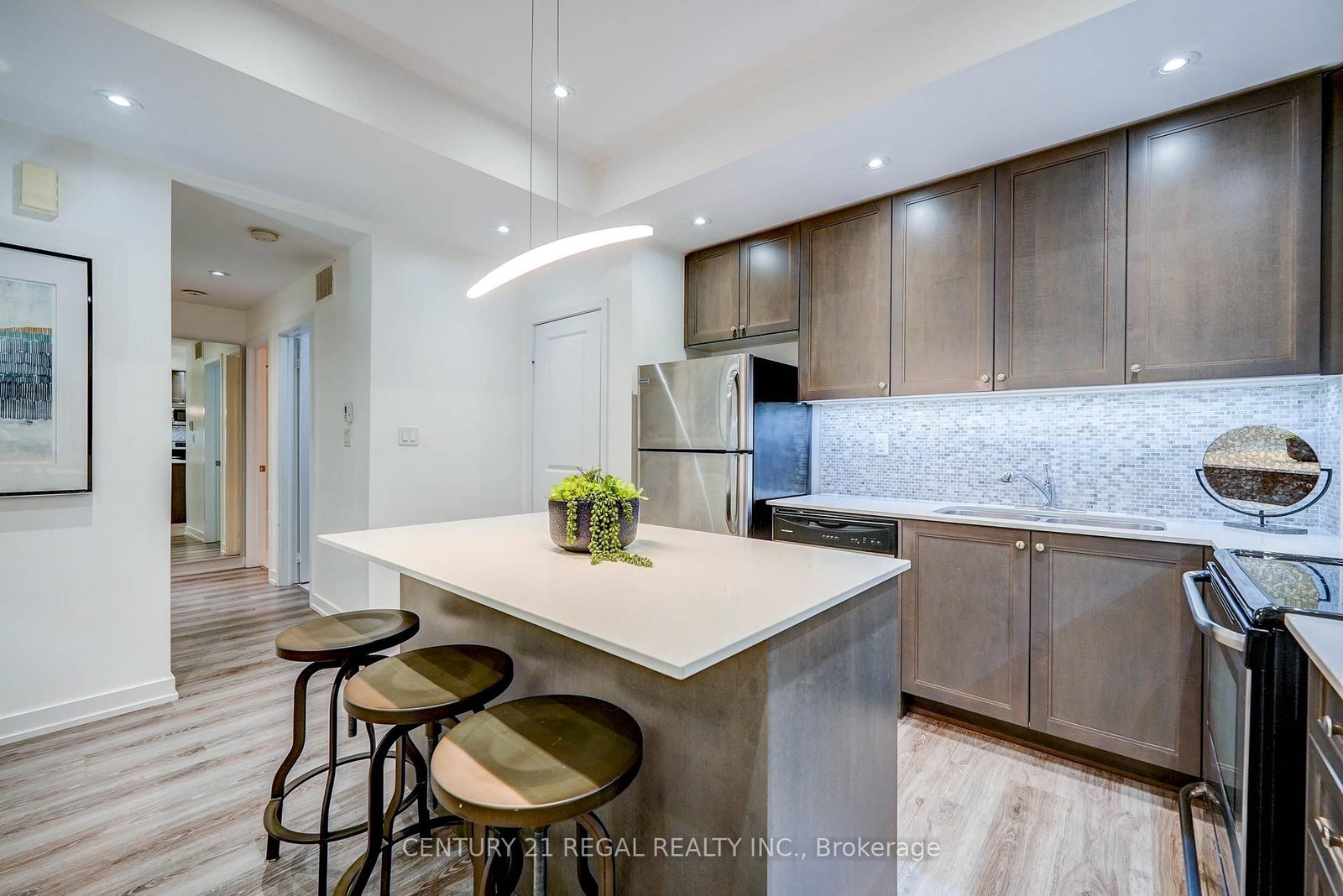 867 Wilson Avenue, Unit 5B - Photo 13