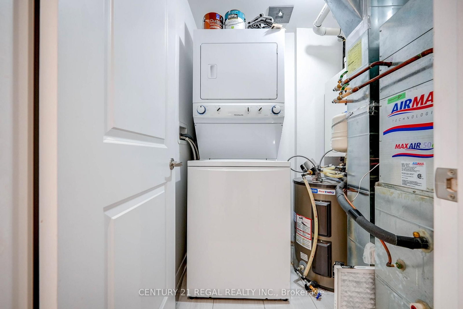 867 Wilson Avenue, Unit 5B - Photo 15