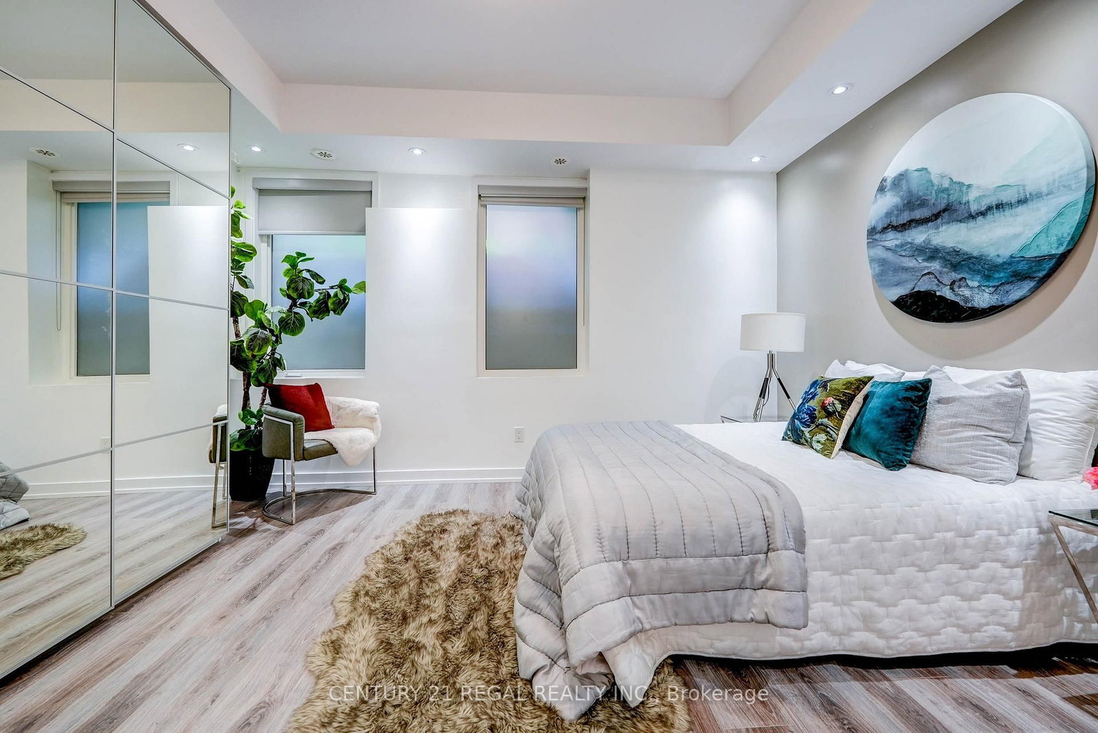 867 Wilson Avenue, Unit 5B - Photo 17