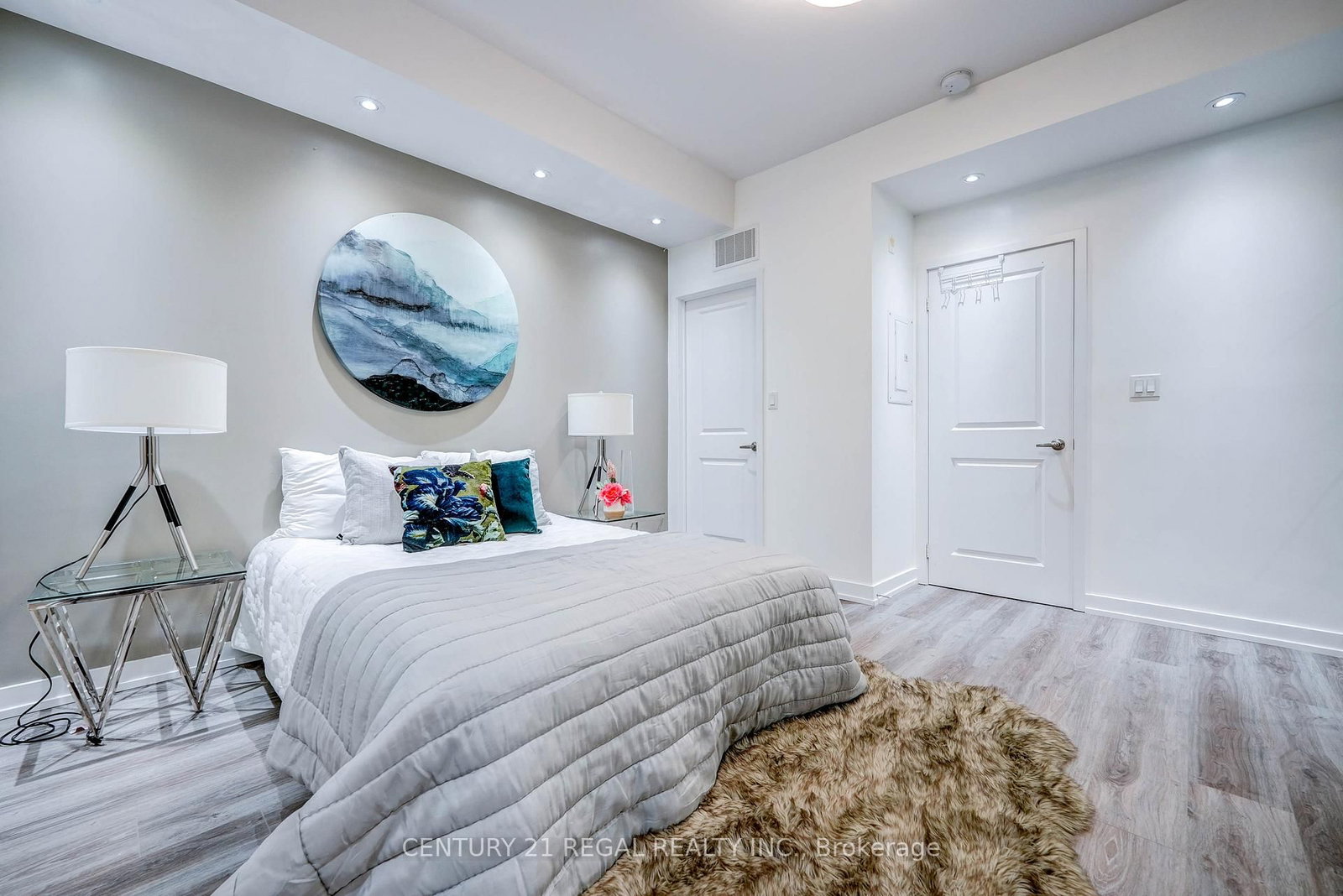 867 Wilson Avenue, Unit 5B - Photo 20