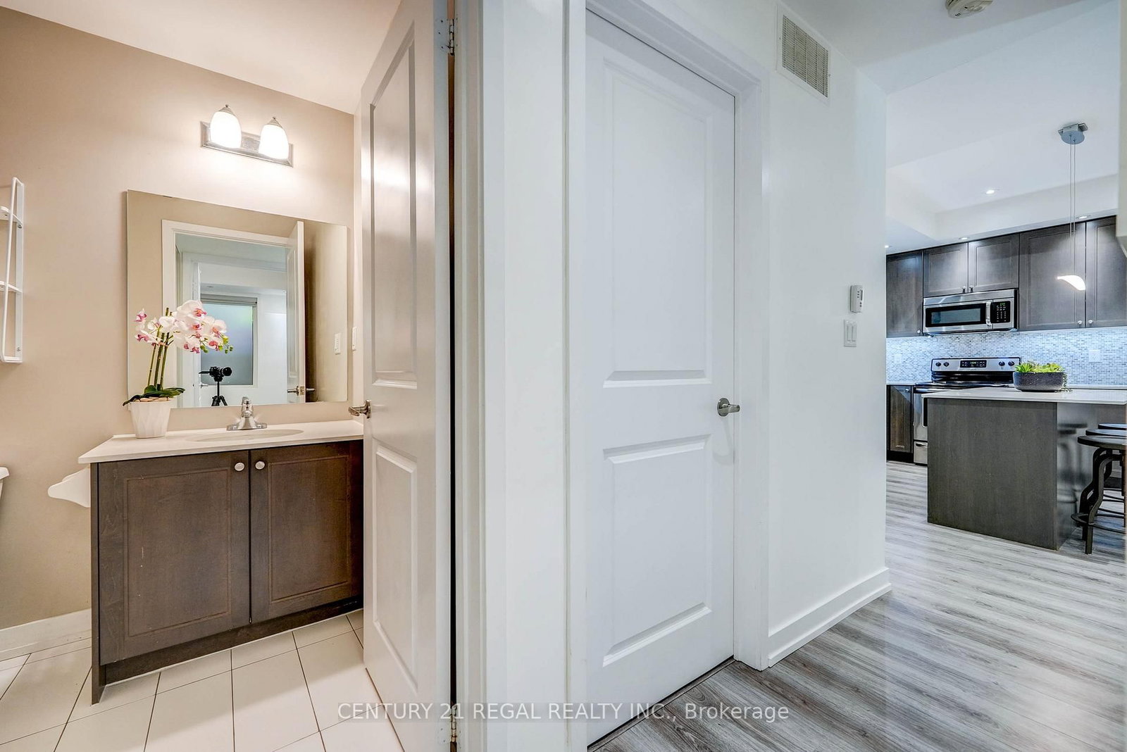 867 Wilson Avenue, Unit 5B - Photo 21