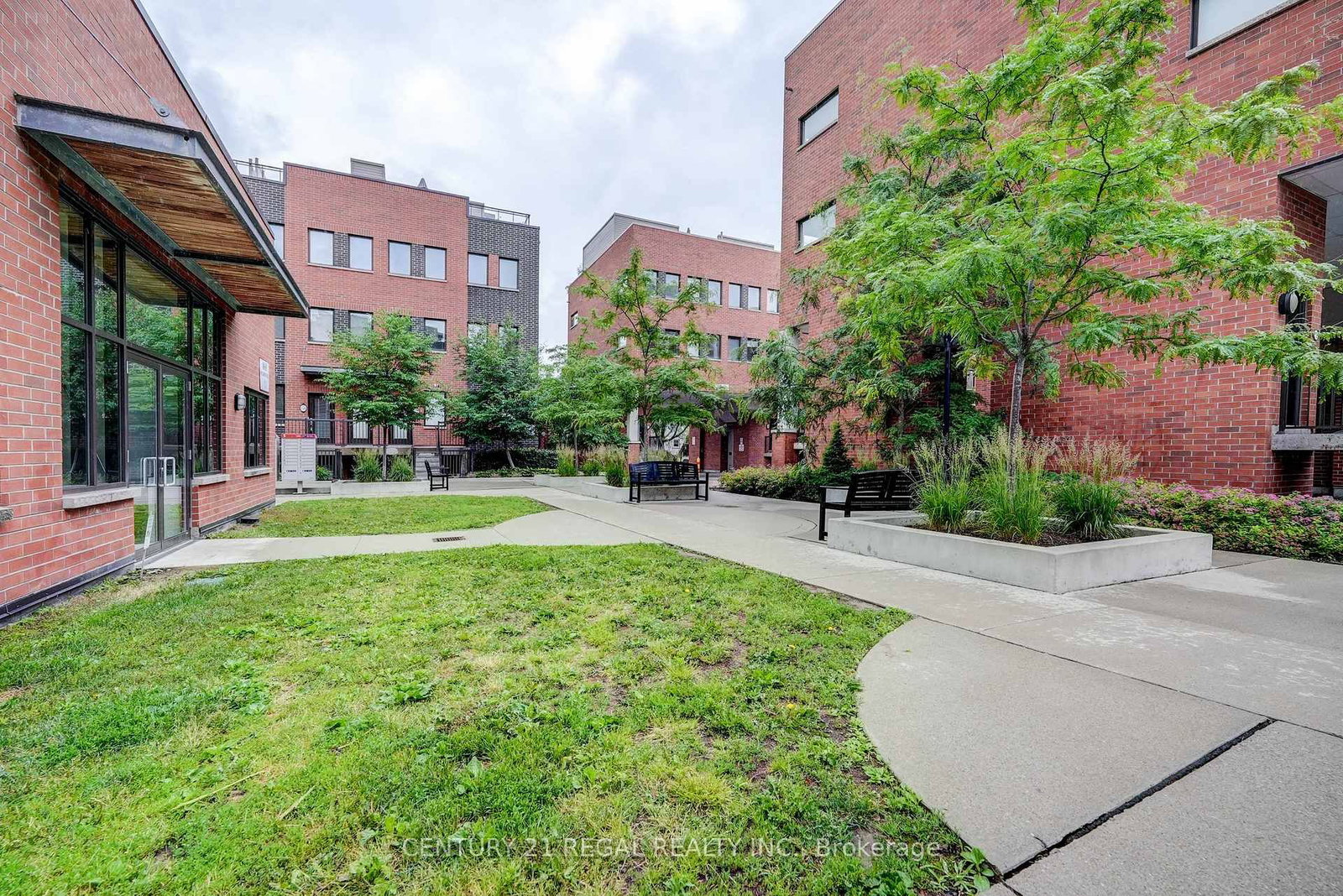 867 Wilson Avenue, Unit 5B - Photo 24