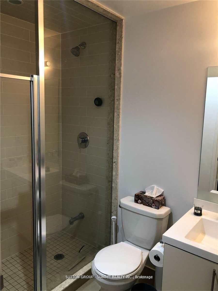 55 Speers Road, Unit 209 - Photo 5