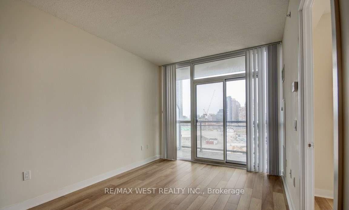 3975 Grand Park Drive, Unit 601 - Photo 14