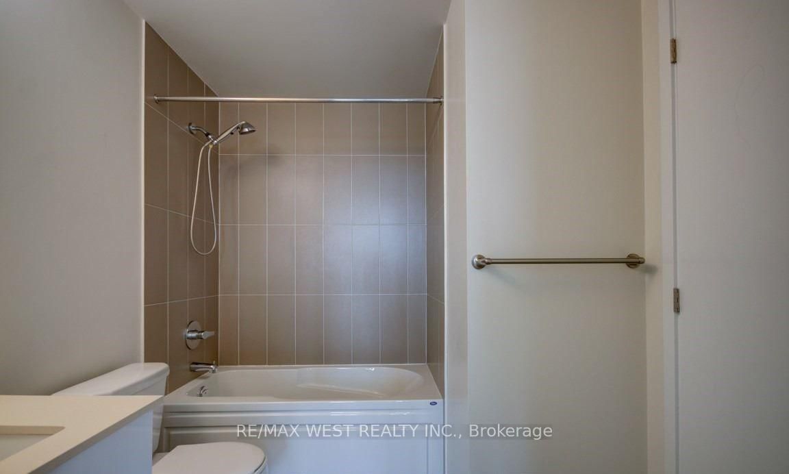 3975 Grand Park Drive, Unit 601 - Photo 20